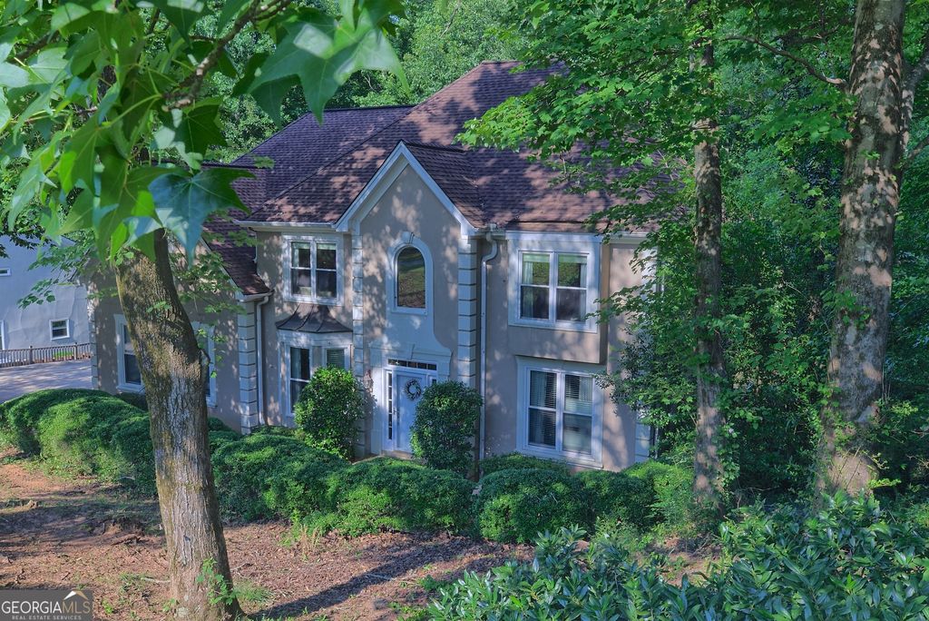 Photo of 12105 Wexford Overlook, Roswell, GA 30075 (MLS # 10798843)