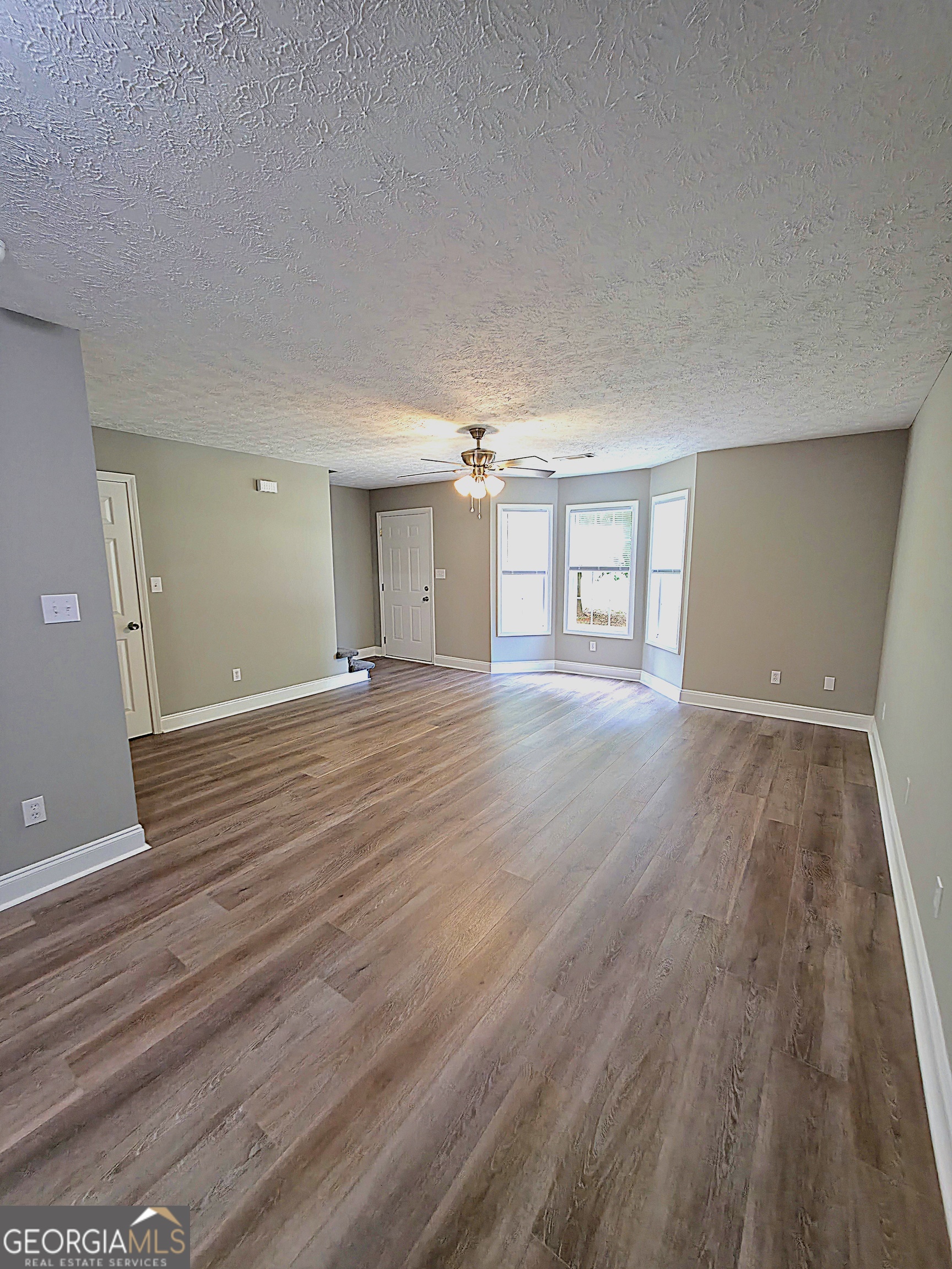 115 Westchester CIR