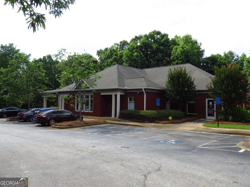 Photo of 2215 Exchange Place SE, Conyers, GA 30013 (MLS # 10784100)