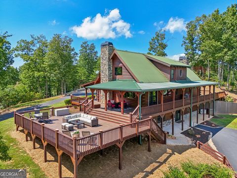 A home in Dahlonega