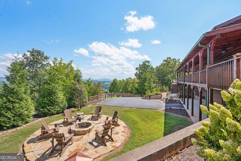 A home in Dahlonega