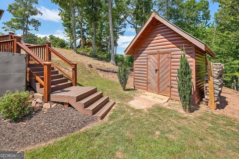 A home in Dahlonega