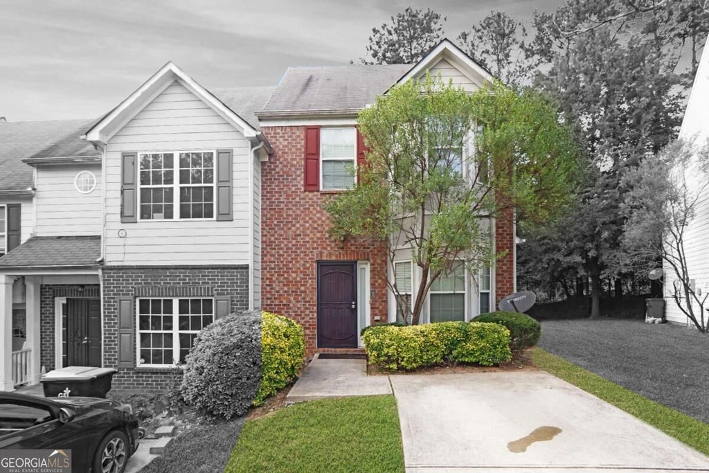 Photo of 373 Brookview Drive, Riverdale, GA 30274 (MLS # 10851390)