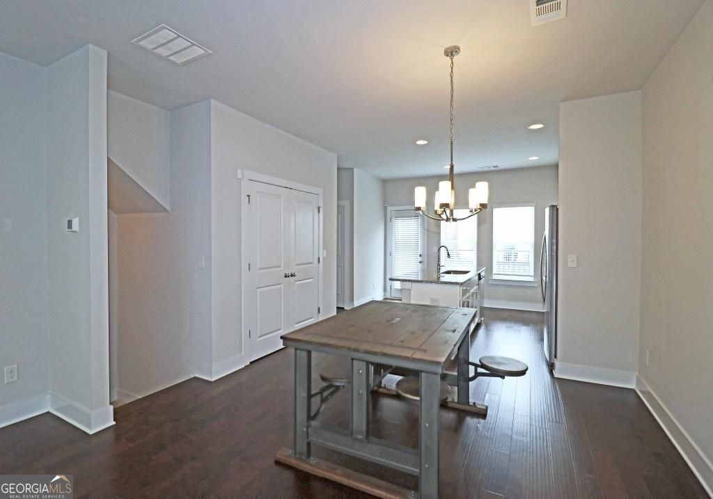 2163 Wiggins WALK