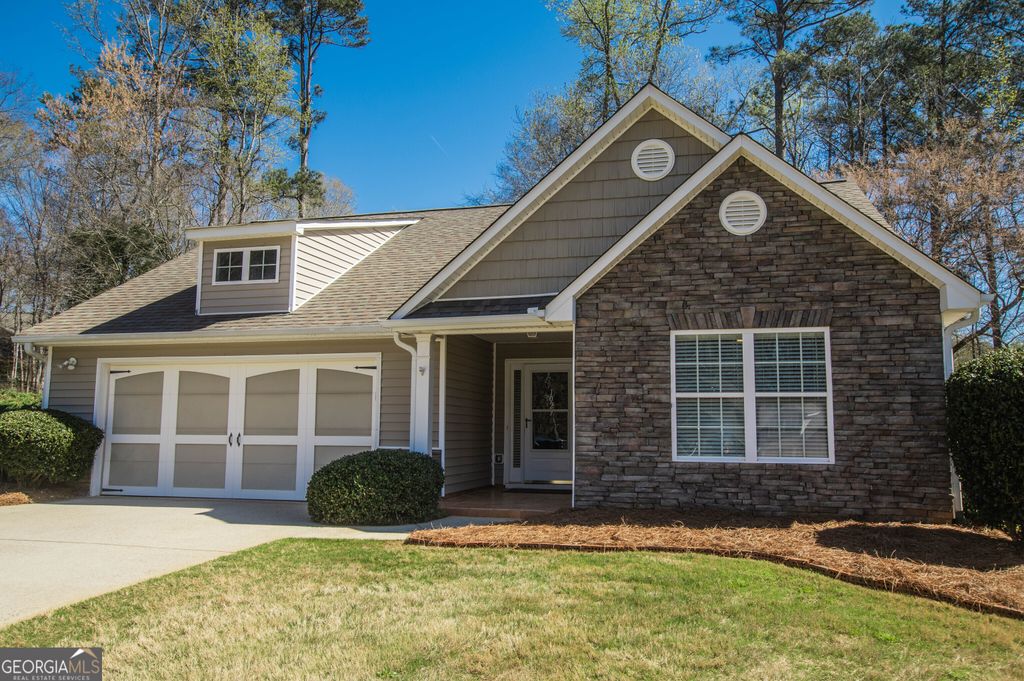 Photo of 1029 Stone Creek Lane, Monroe, GA 30655 (MLS # 10715381)