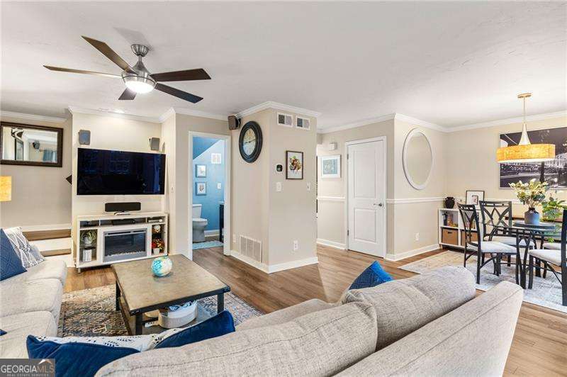 307 Adair ST D7
