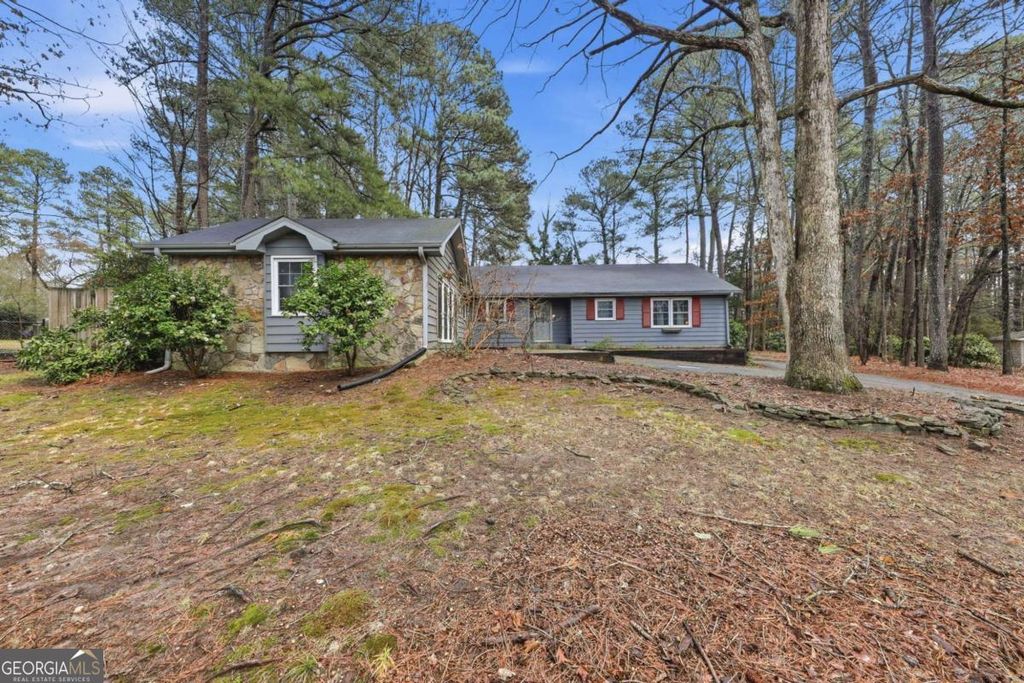 Photo of 1984 Windburn Court, Snellville, GA 30078 (MLS # 10697089)