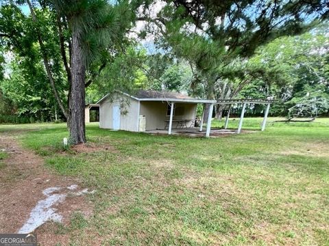 A home in Baxley