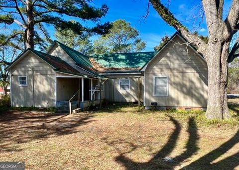 A home in Baxley