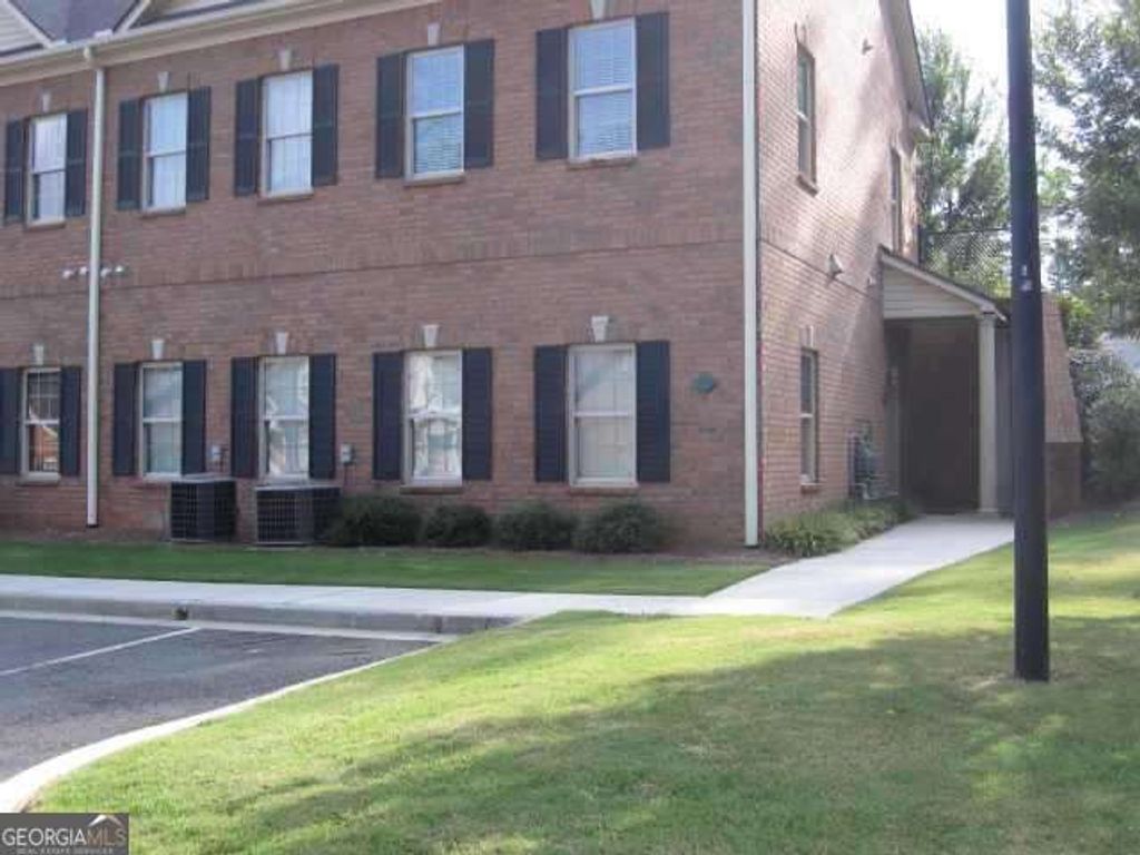 Photo of 4485 Tench Road #UN1621, Suwanee, GA 30024 (MLS # 10659867)