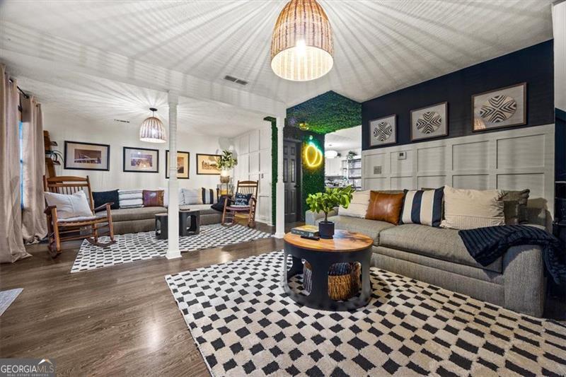 Pine Trace @ Pebble Creek - Residential