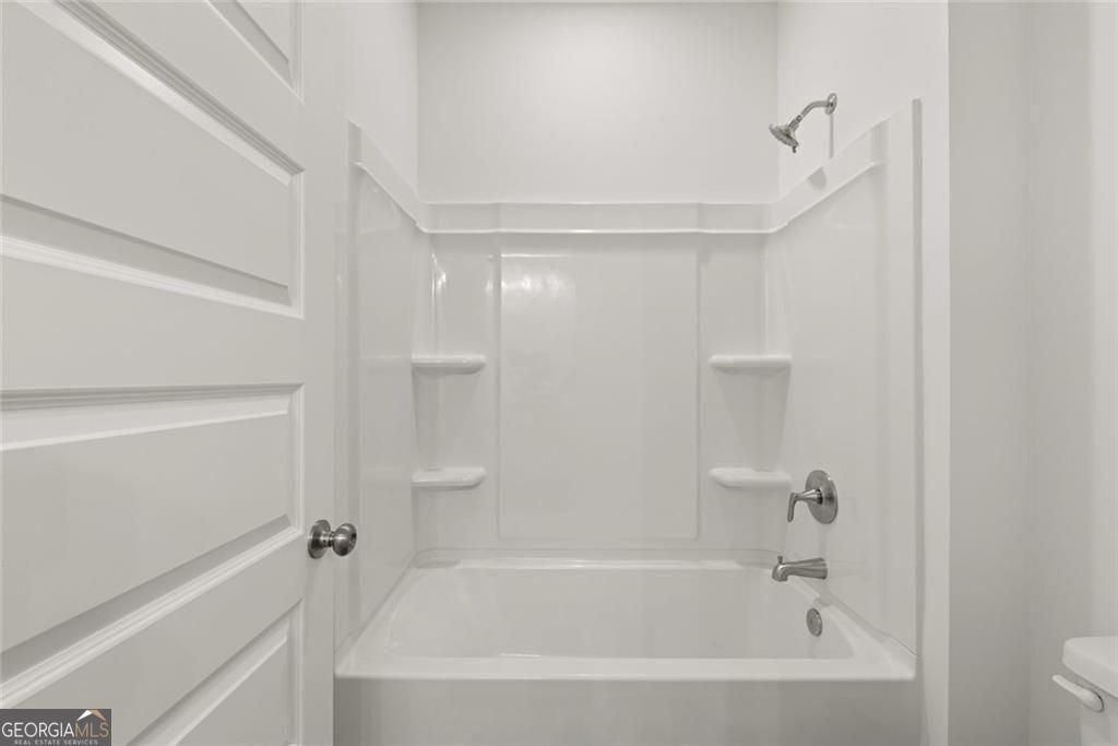 Loganville, Georgia 30052, United States, 4 Bedrooms Bedrooms, ,3 BathroomsBathrooms,Residential,Active,230271