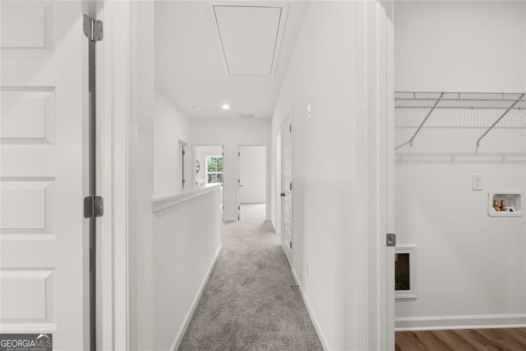 Loganville, Georgia 30052, United States, 4 Bedrooms Bedrooms, ,3 BathroomsBathrooms,Residential,Active,230271