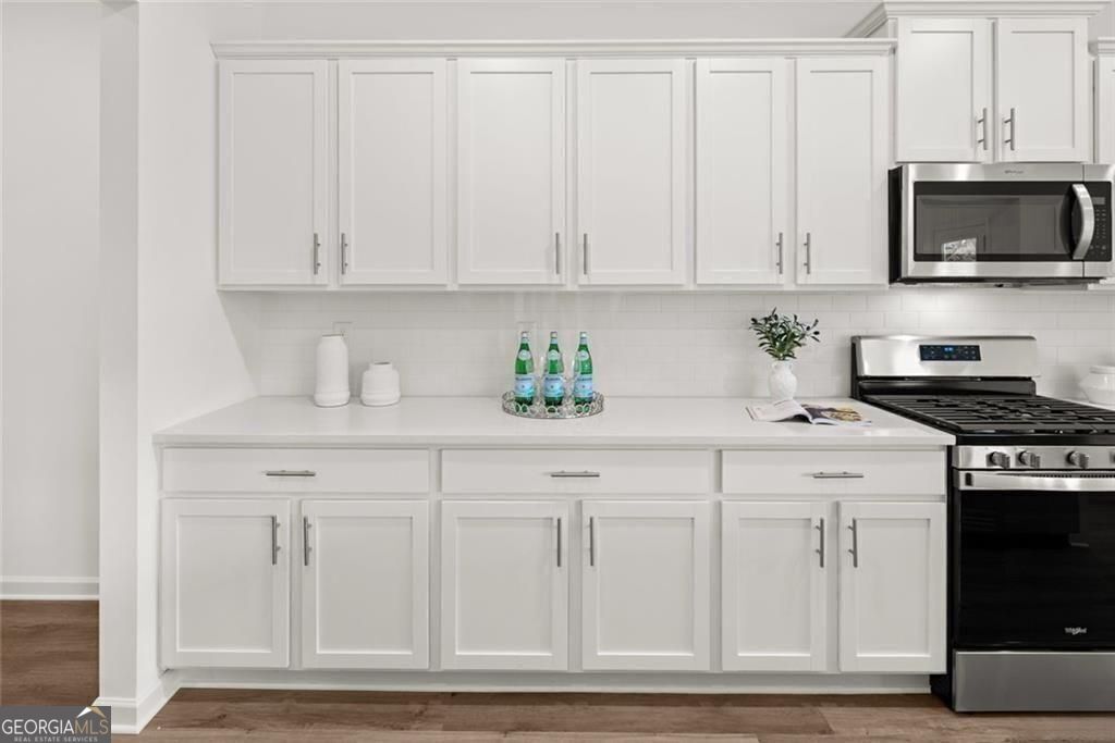 Loganville, Georgia 30052, United States, 4 Bedrooms Bedrooms, ,3 BathroomsBathrooms,Residential,Active,230271