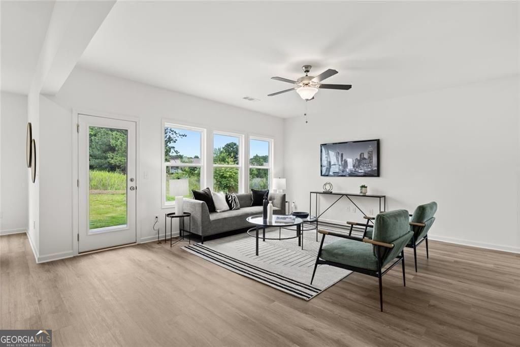 Loganville, Georgia 30052, United States, 4 Bedrooms Bedrooms, ,3 BathroomsBathrooms,Residential,Active,230271