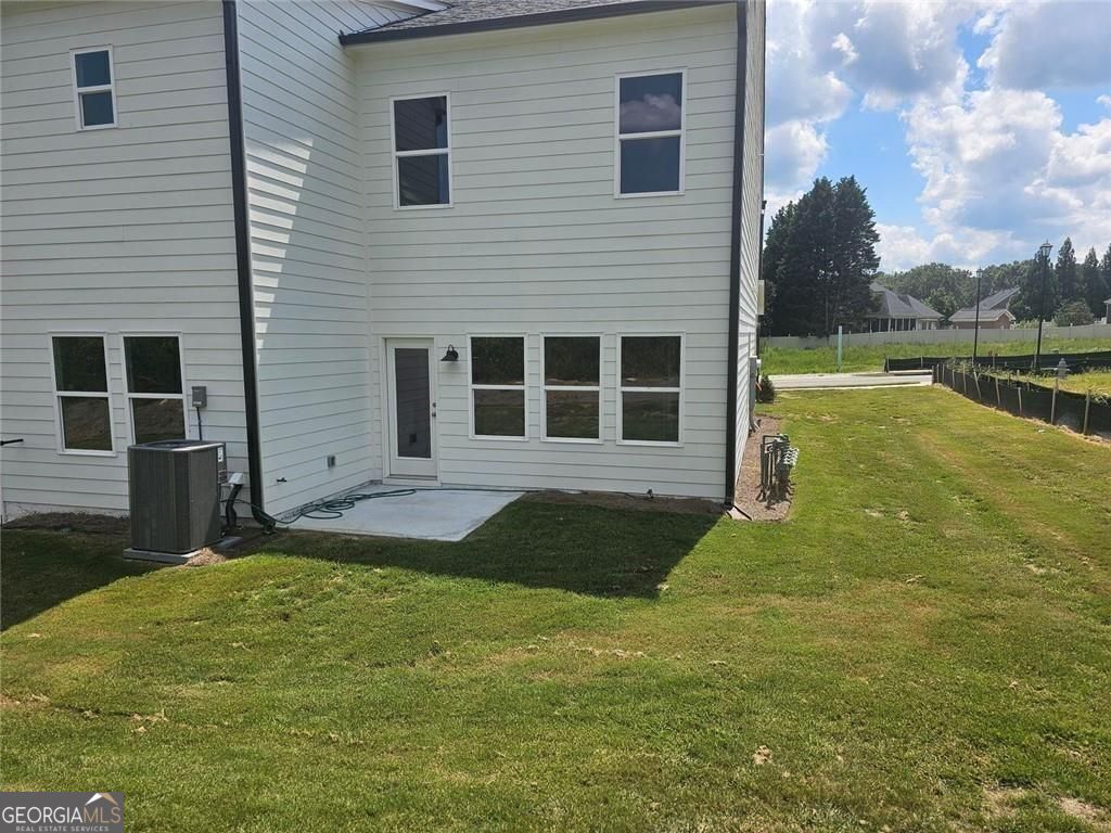 Loganville, Georgia 30052, United States, 4 Bedrooms Bedrooms, ,3 BathroomsBathrooms,Residential,Active,230271