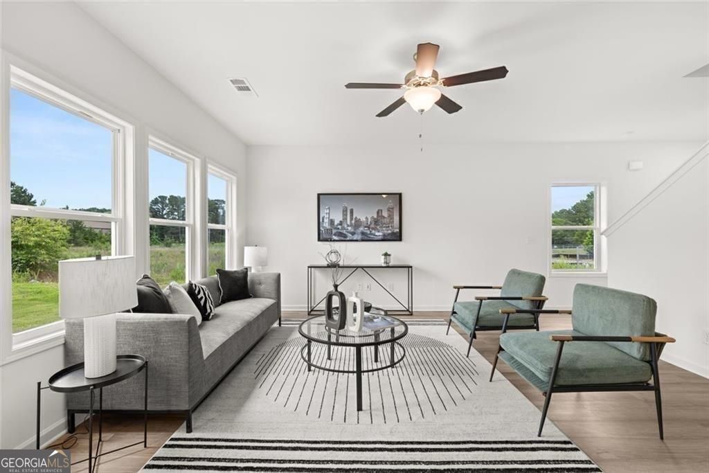 Loganville, Georgia 30052, United States, 4 Bedrooms Bedrooms, ,3 BathroomsBathrooms,Residential,Active,230271