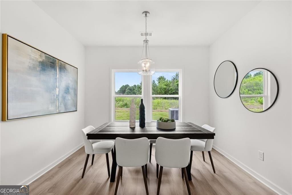 Loganville, Georgia 30052, United States, 4 Bedrooms Bedrooms, ,3 BathroomsBathrooms,Residential,Active,230271