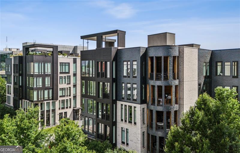 One Museum Place - Residential