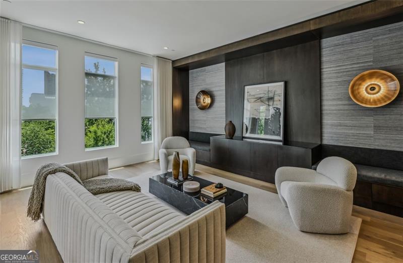 One Museum Place - Residential