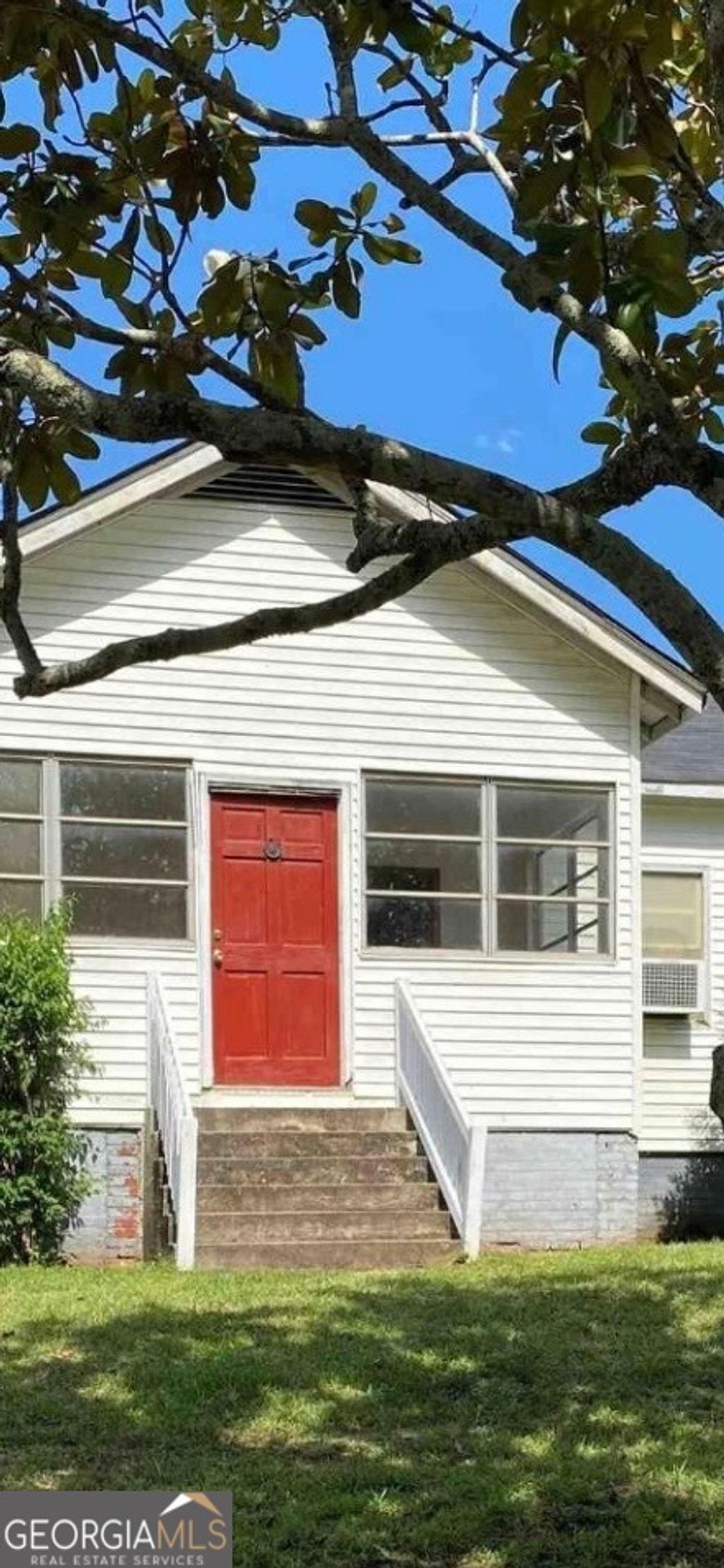 Photo of 7 Post Street, Grantville, GA 30220 (MLS # 10711547)