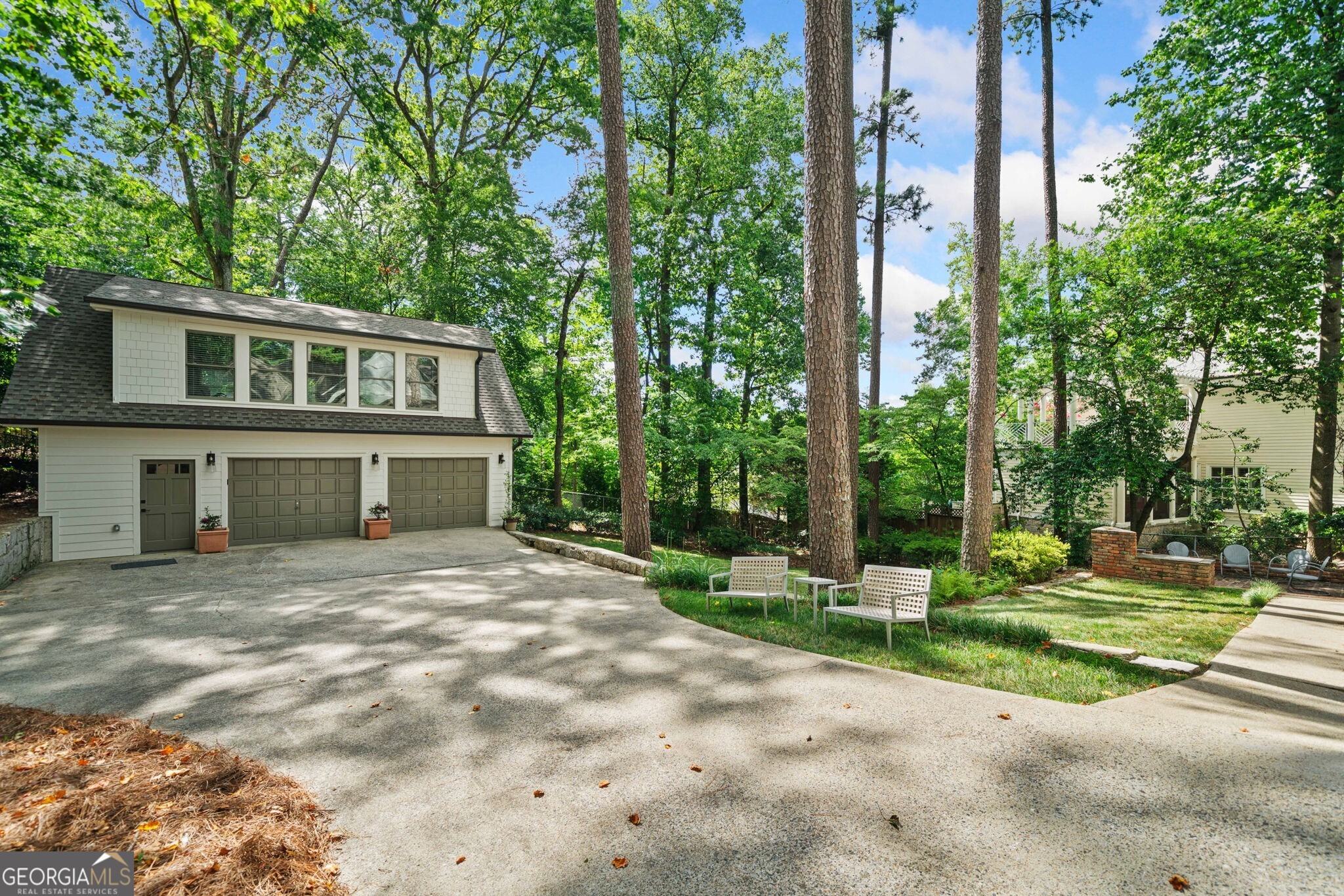 3094 Towerview DR NE