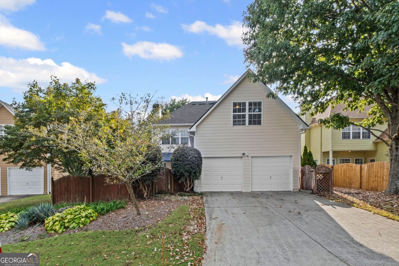 Rosemoore at Harper Woods - Residential