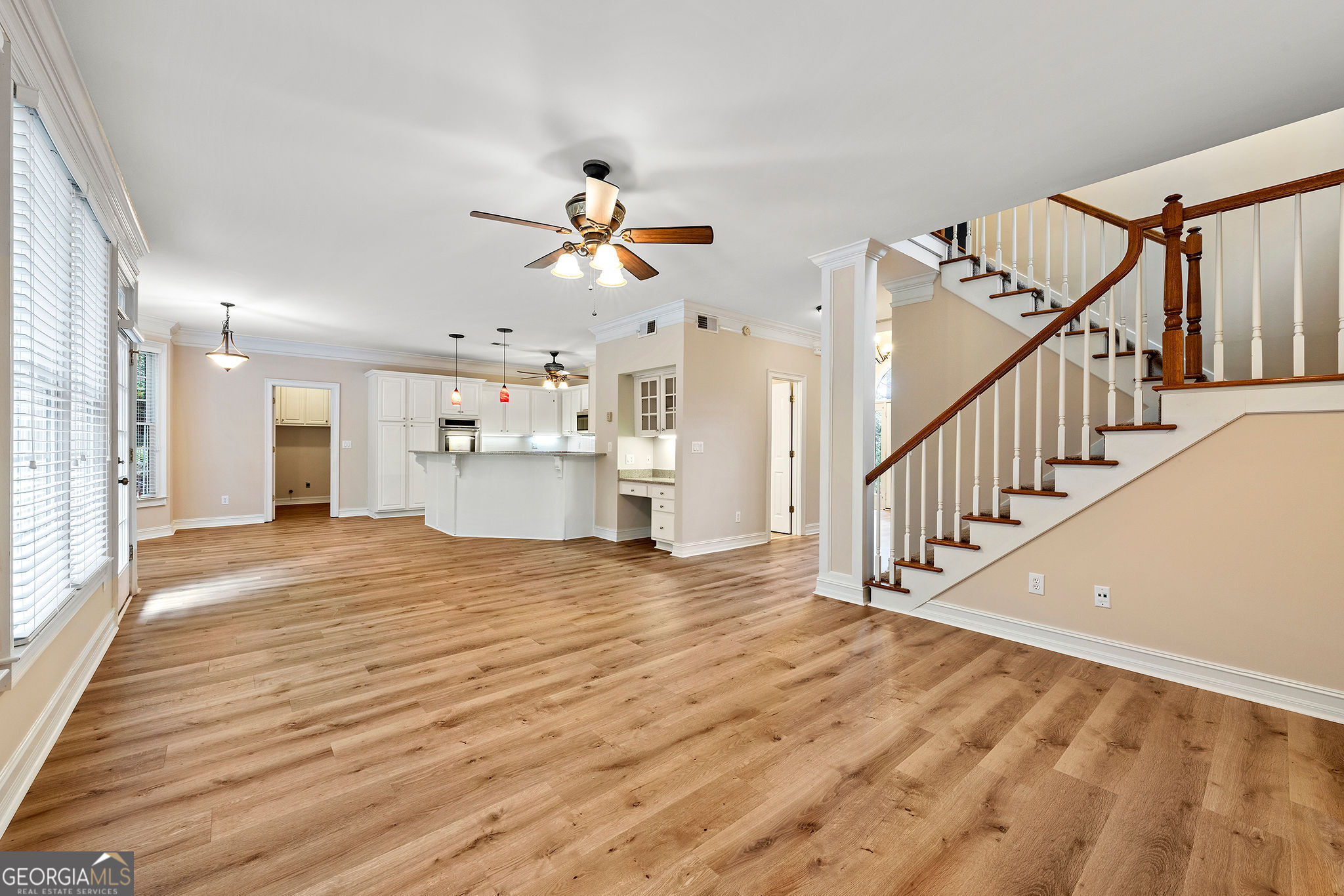 Peachtree City, Georgia 30269, United States, 5 Bedrooms Bedrooms, ,3 BathroomsBathrooms,Residential,Active,185991