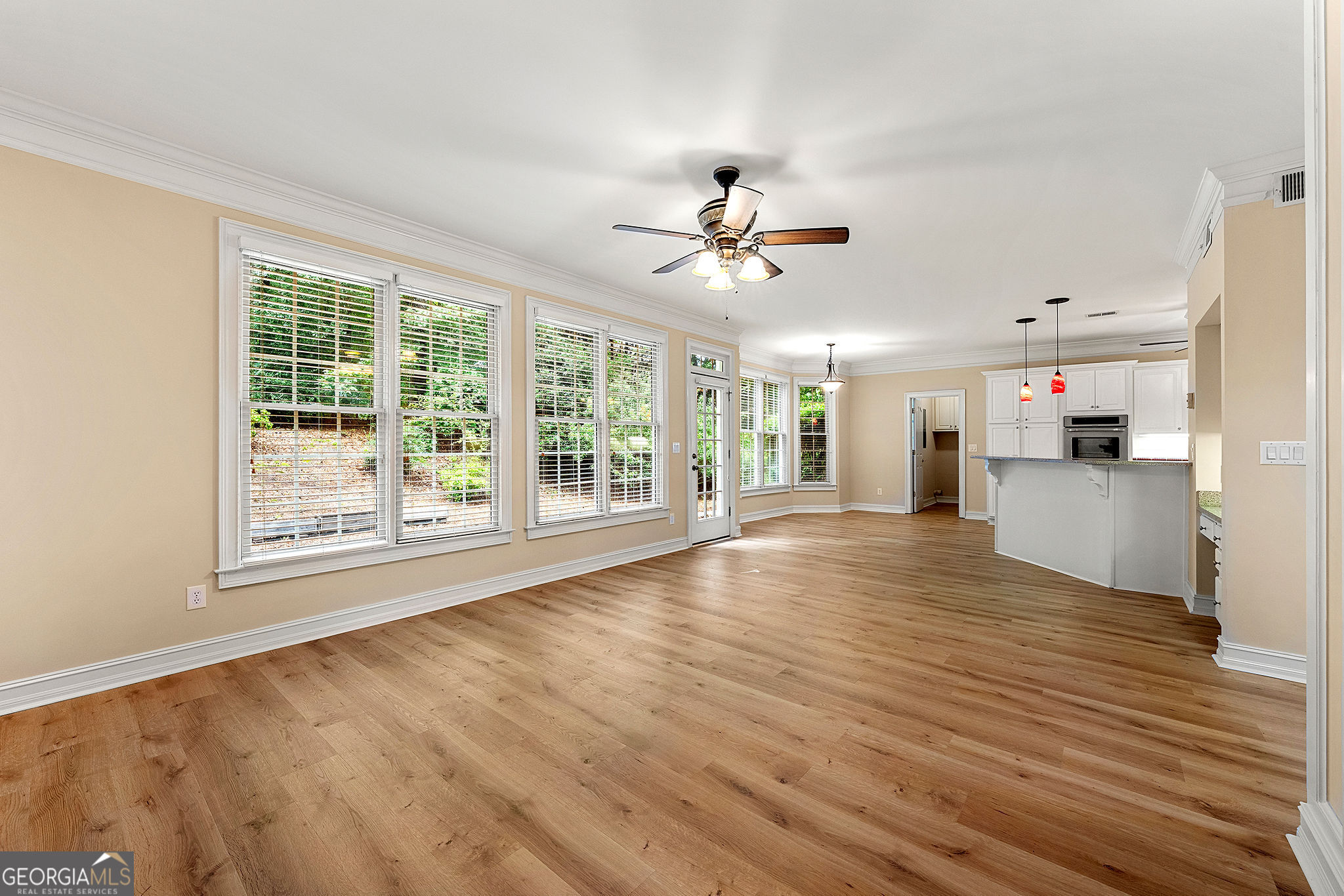 Peachtree City, Georgia 30269, United States, 5 Bedrooms Bedrooms, ,3 BathroomsBathrooms,Residential,Active,185991