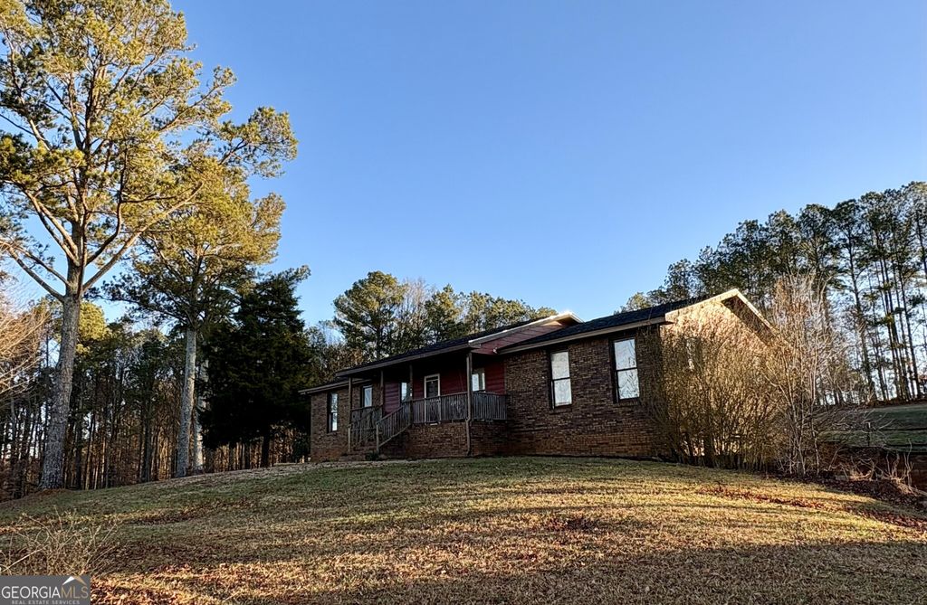 Photo of 781 Thomas Street, Roopville, GA 30170 (MLS # 10660500)