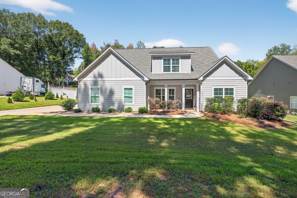 1212 Highway 211 NE