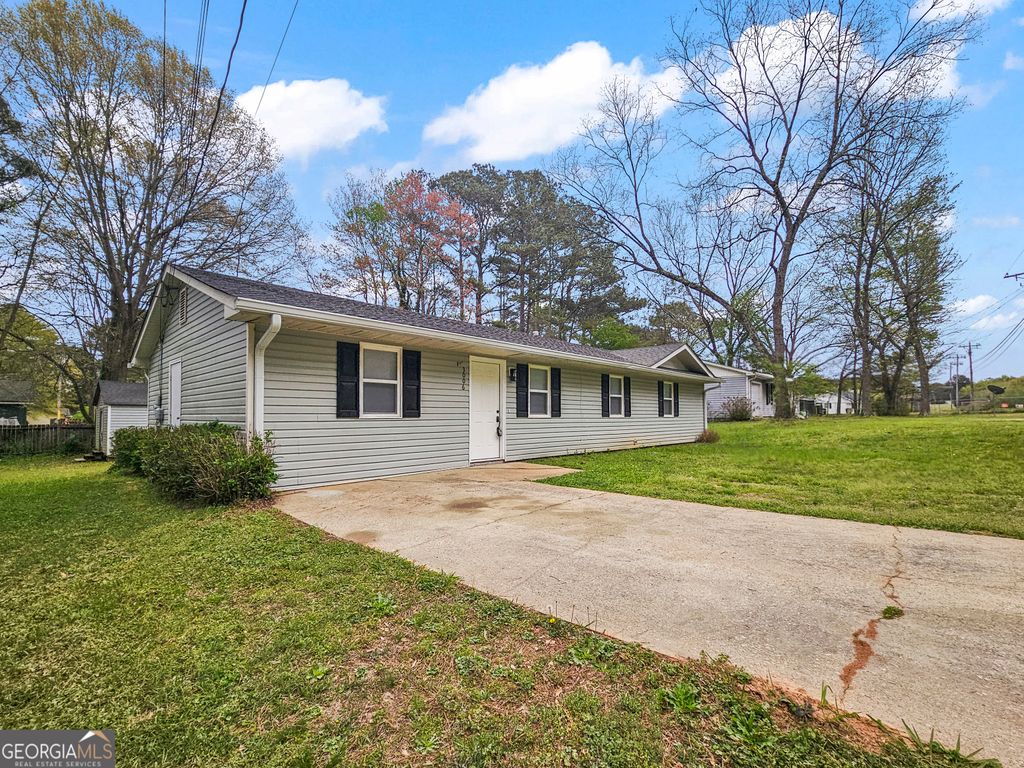 Photo of 3006 Stanton Road SE, Conyers, GA 30094 (MLS # 10731656)