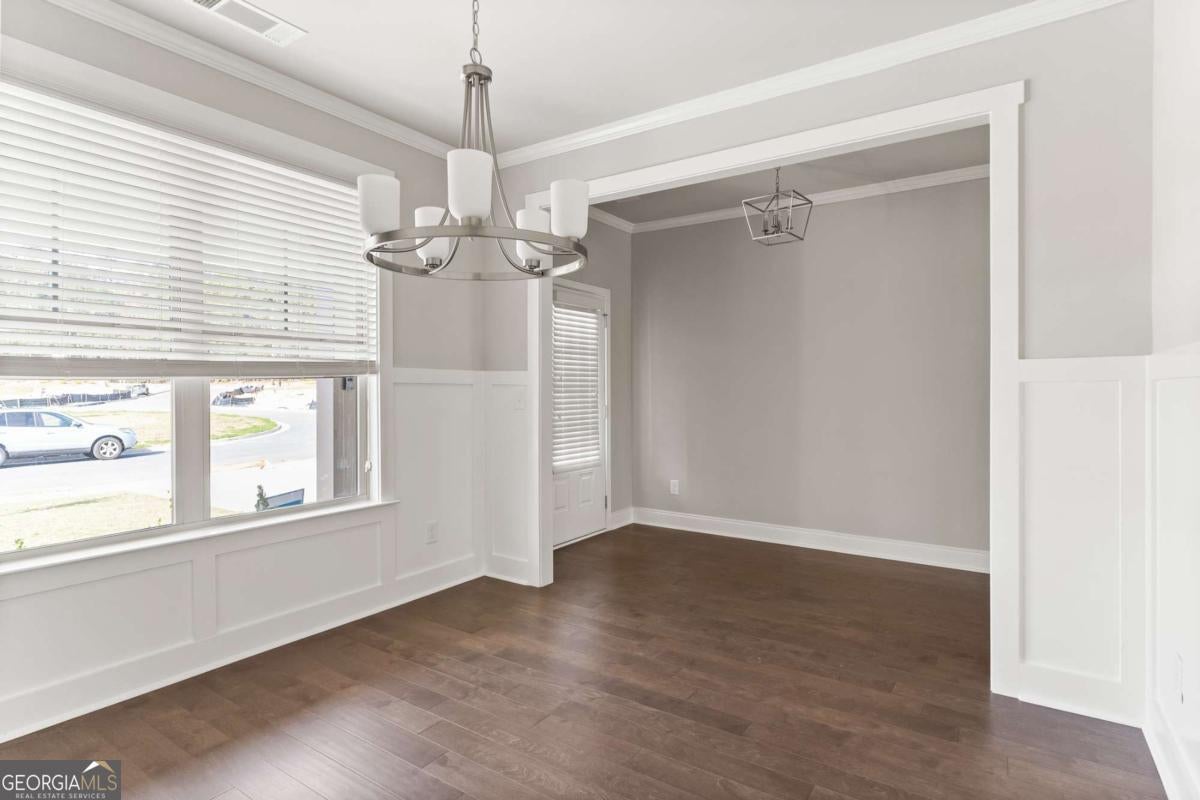 2032 Orchid LN