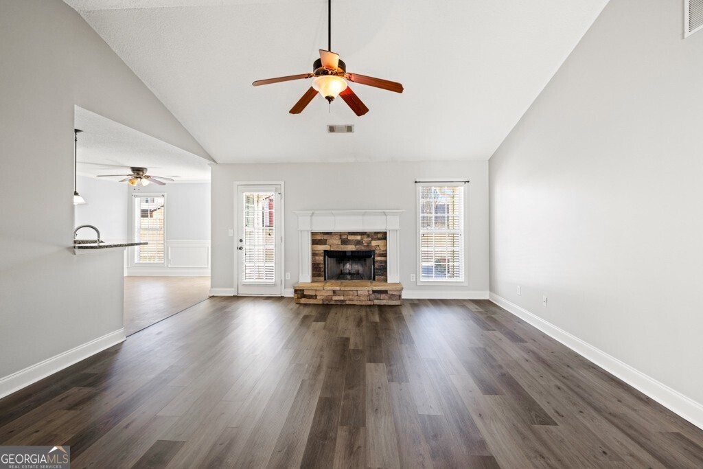 1409 Nantucket DR