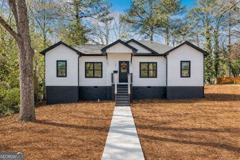 Photo of 1461 Westridge Road SW, Atlanta, GA 30311 (MLS # 10693241)