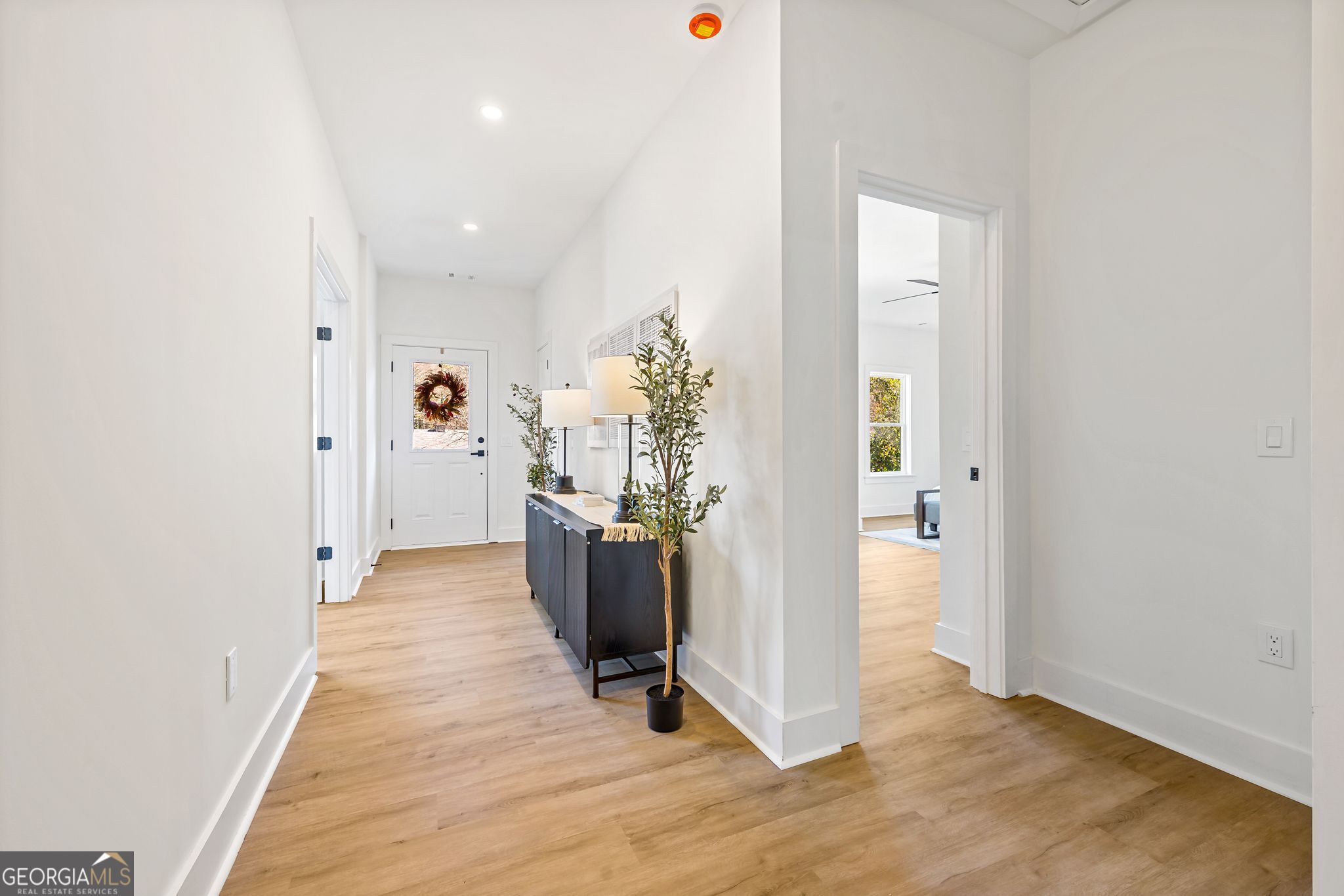 1461 Westridge RD SW