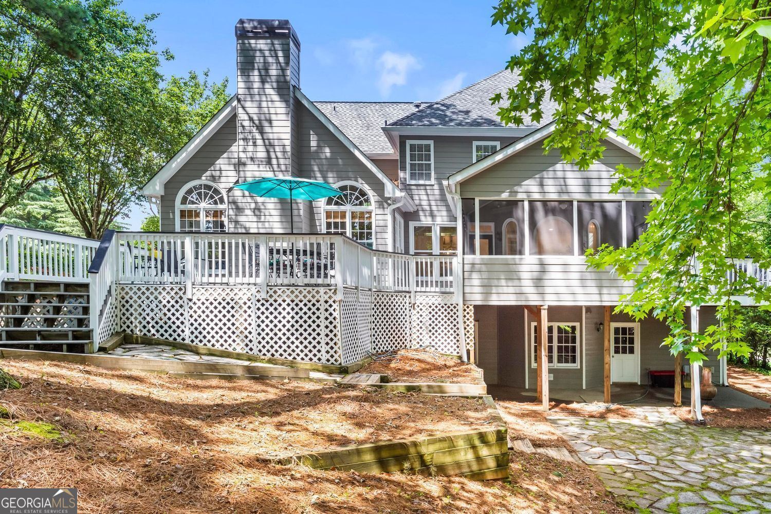 Alpharetta, Georgia 30005, United States, 5 Bedrooms Bedrooms, ,3 BathroomsBathrooms,Residential,Active,156097