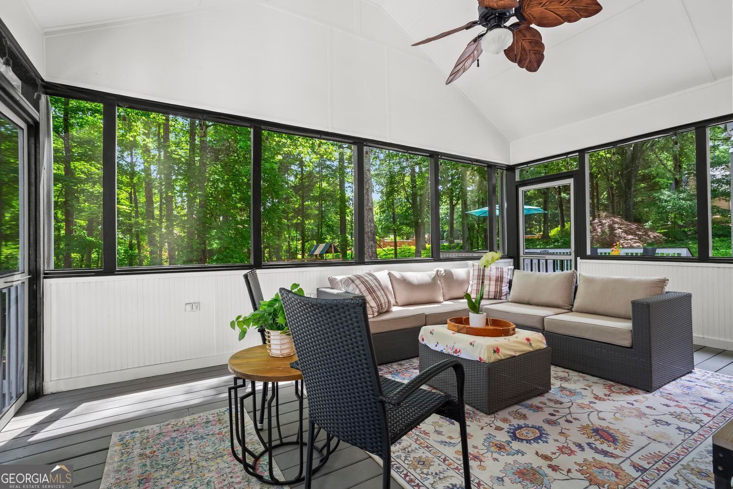 Alpharetta, Georgia 30005, United States, 5 Bedrooms Bedrooms, ,3 BathroomsBathrooms,Residential,Active,156097