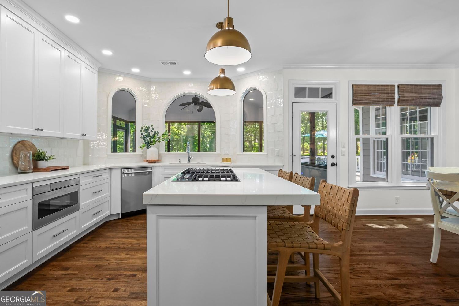 Alpharetta, Georgia 30005, United States, 5 Bedrooms Bedrooms, ,3 BathroomsBathrooms,Residential,Active,156097