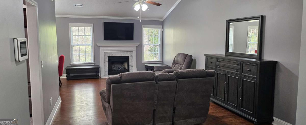922852095 Homes for Sale