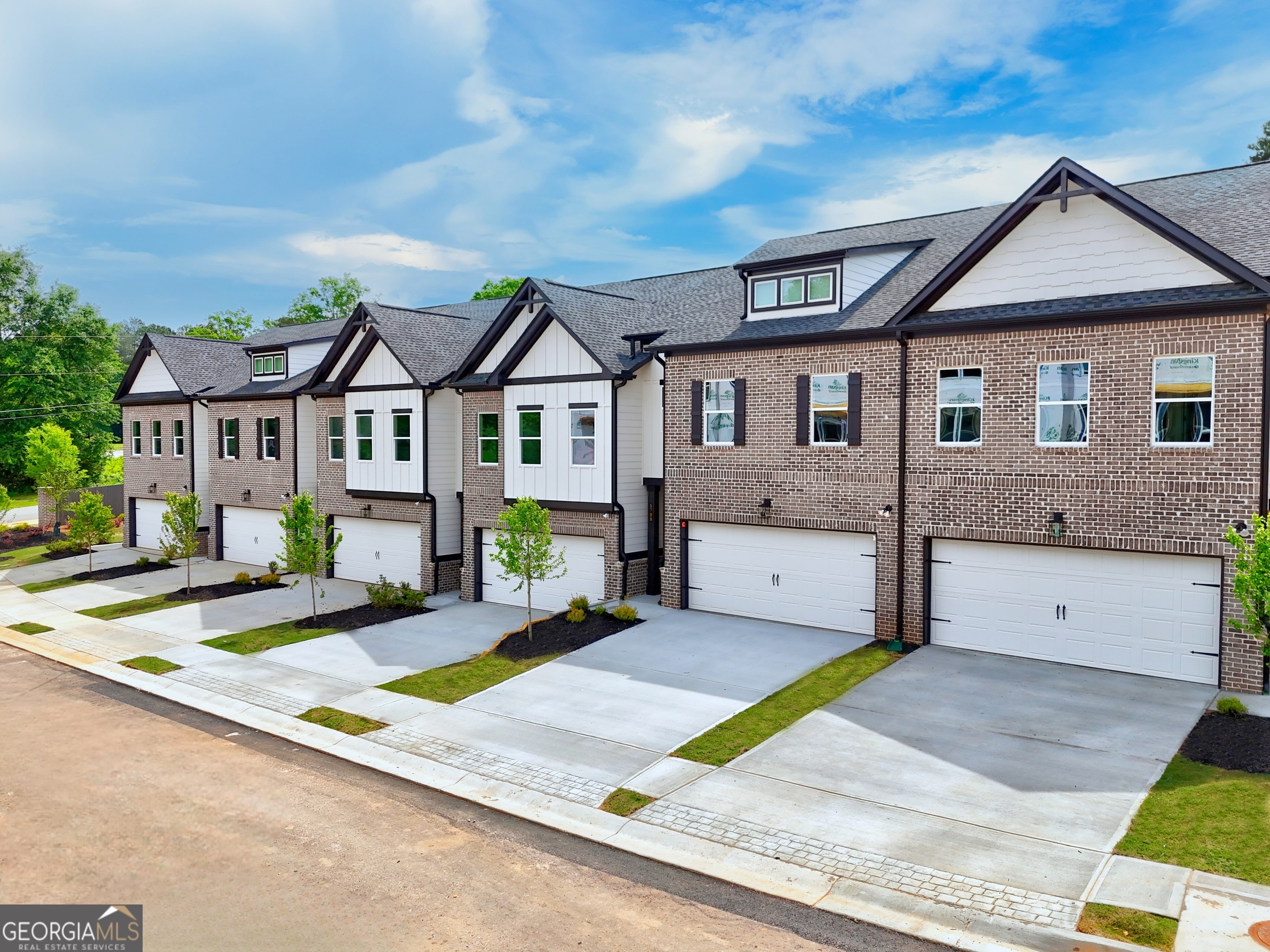 5708 Urban Village WAY 5