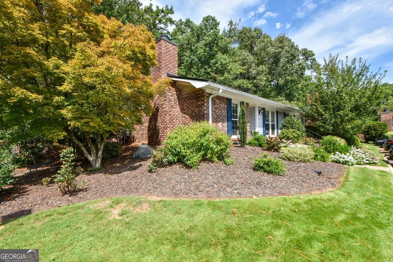 1119 Moorestown Circle