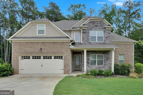 A home in Powder Springs