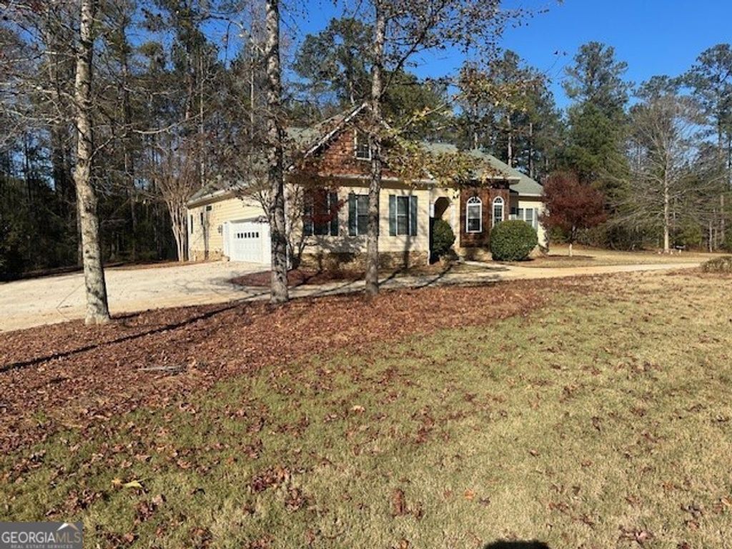 Photo of 143 Buck Trail, Griffin, GA 30224 (MLS # 10653263)
