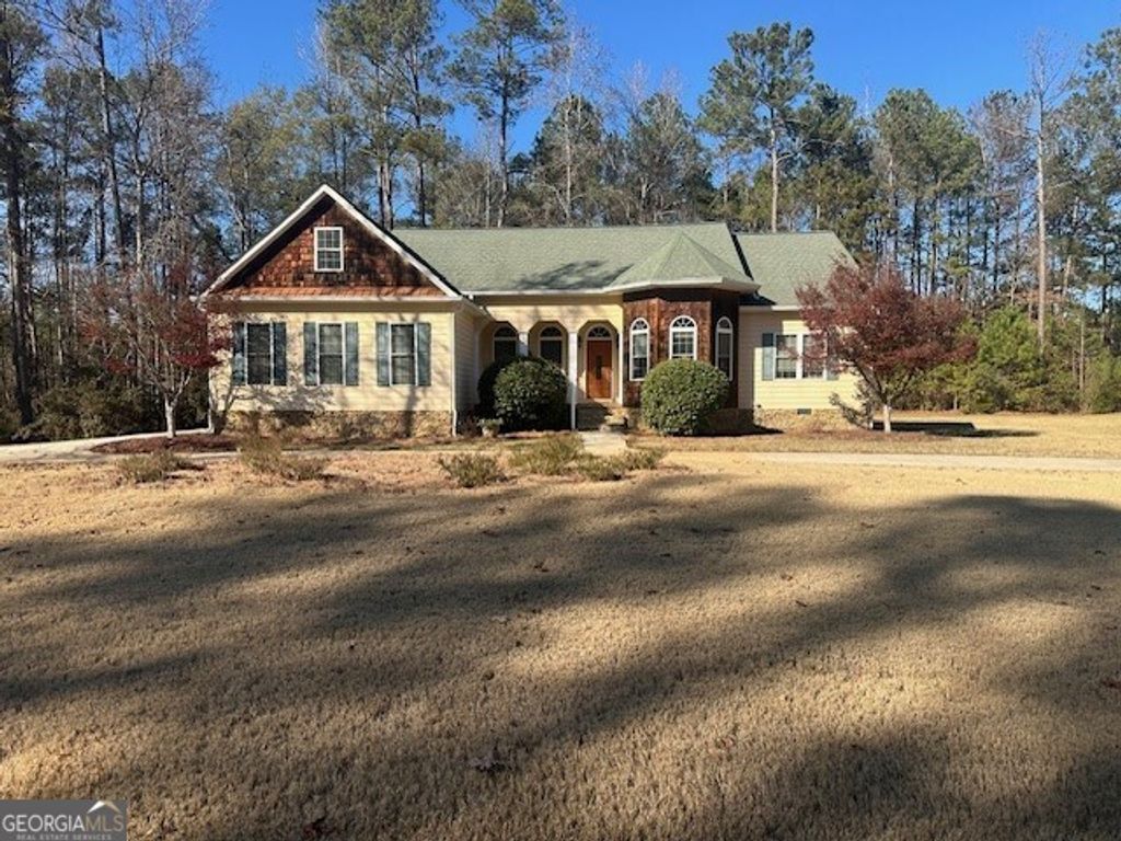 Photo of 143 Buck Trail, Griffin, GA 30224 (MLS # 10653263)