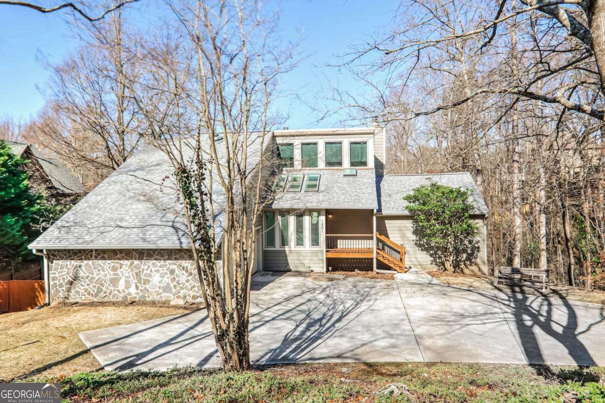 1801 Laurel Creek TRL SE