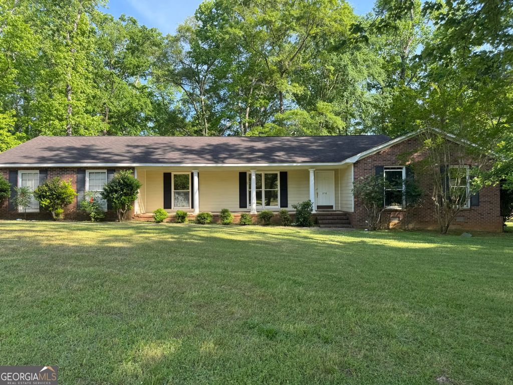 Photo of 3718 Sussex Dr, Milledgeville, GA 31061 (MLS # 10734871)