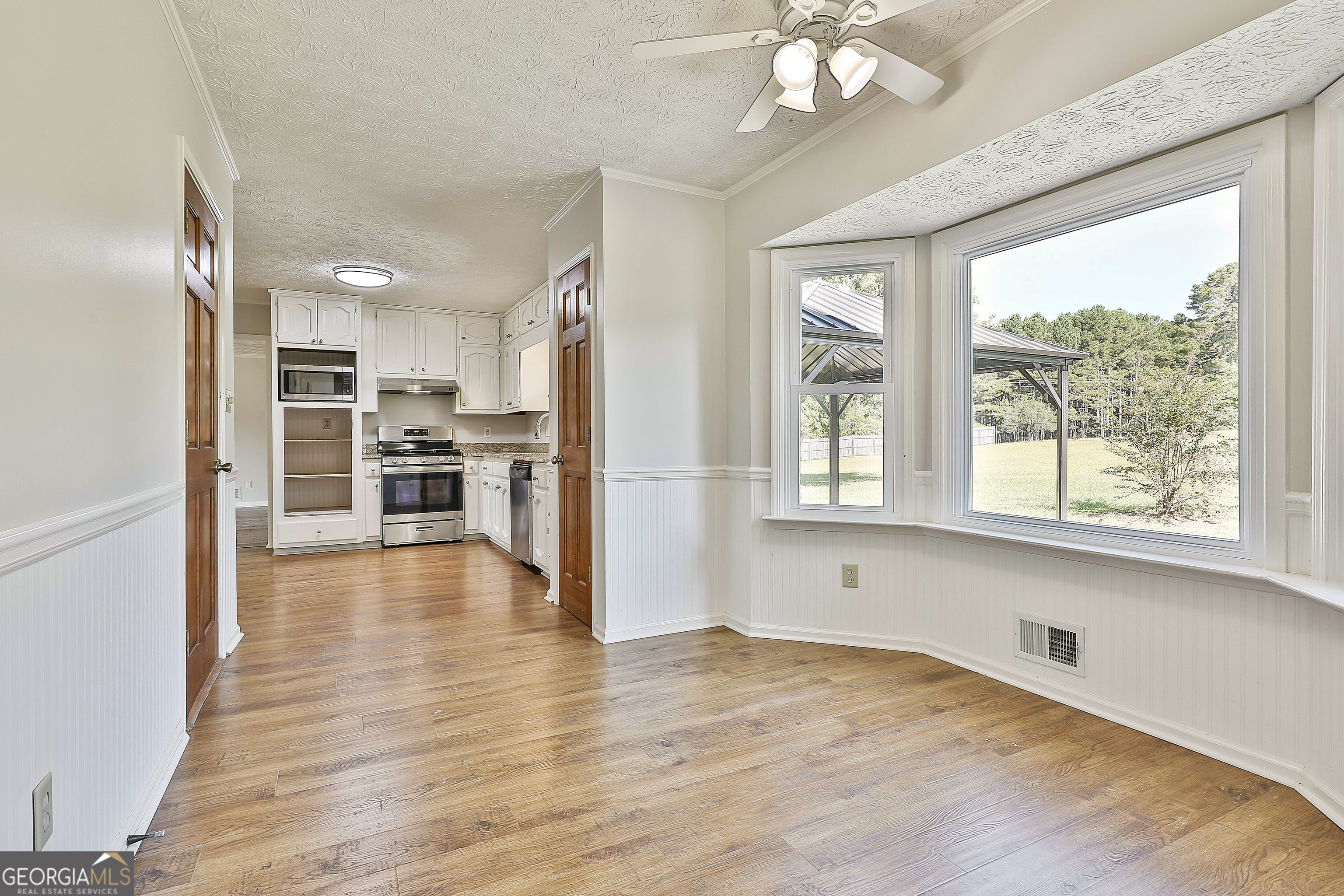 Fayetteville, Georgia 30215, United States, 3 Bedrooms Bedrooms, ,2 BathroomsBathrooms,Residential,Active,210987