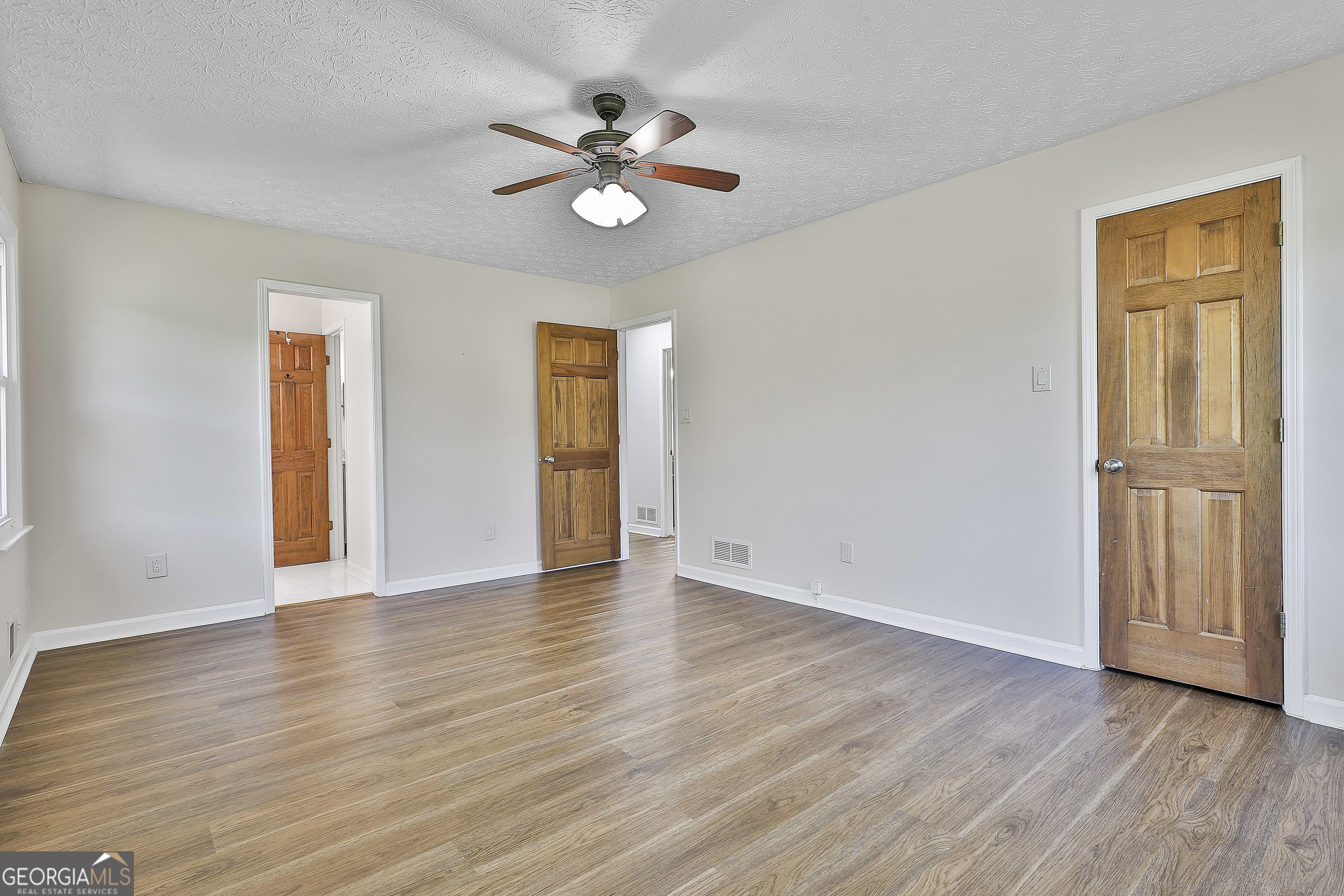 Fayetteville, Georgia 30215, United States, 3 Bedrooms Bedrooms, ,2 BathroomsBathrooms,Residential,Active,210987