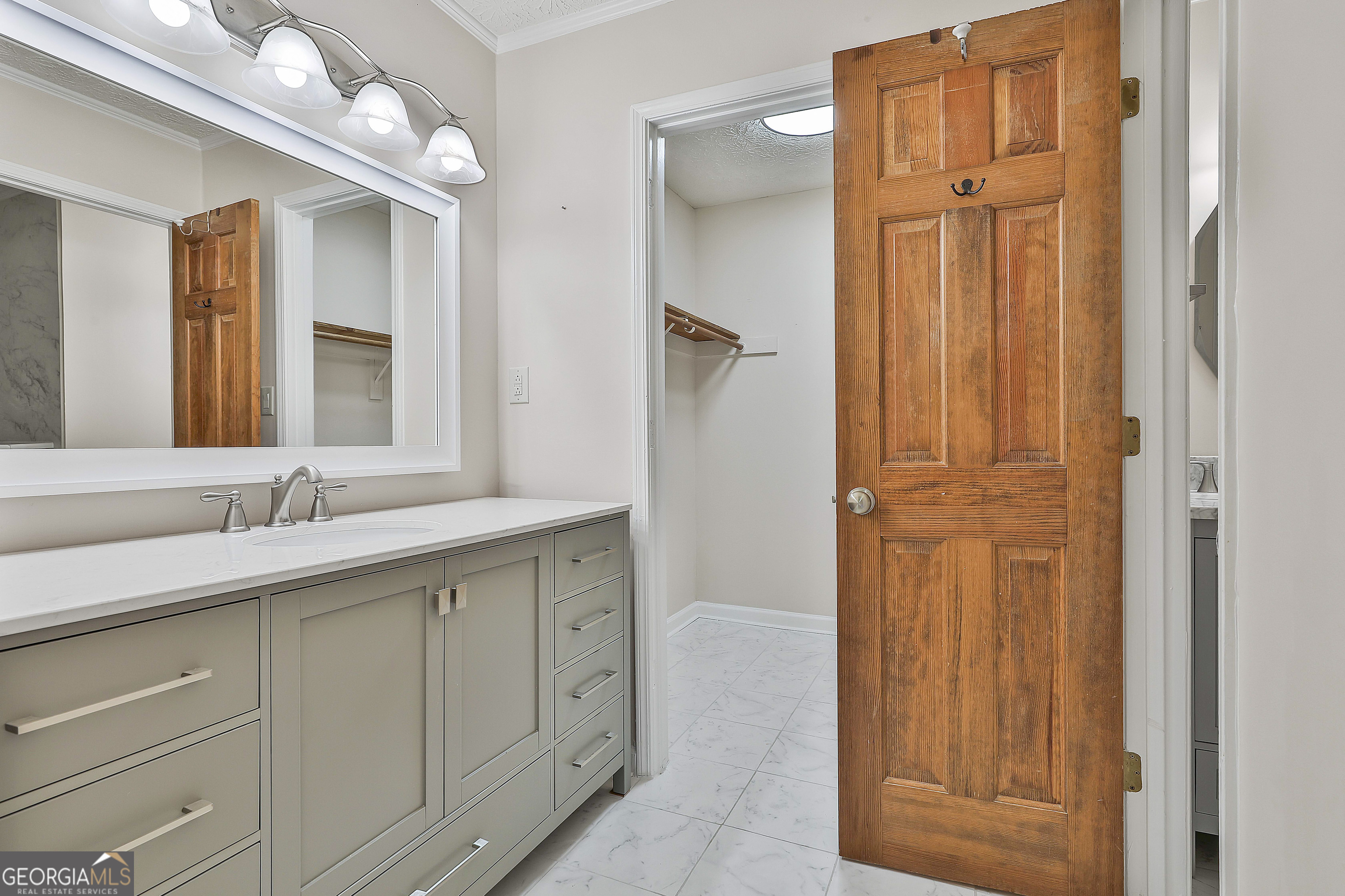 Fayetteville, Georgia 30215, United States, 3 Bedrooms Bedrooms, ,2 BathroomsBathrooms,Residential,Active,210987